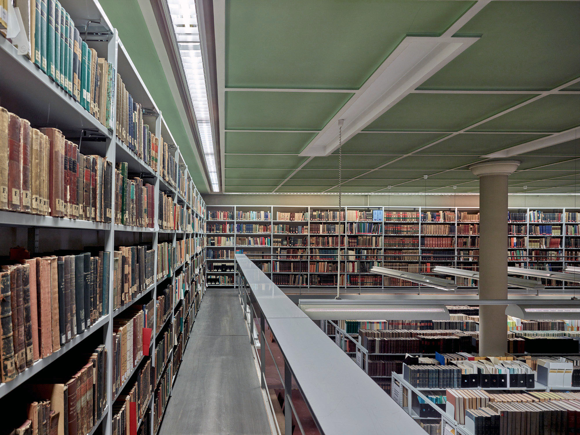 Museum für Naturkunde Berlin - die Bibliothek heute - hier entsteht zukünftig eine öffentlich zugängliche Mediathek mit Freihandbereich und Leseplätzen für Forscher und Museumsbesucher