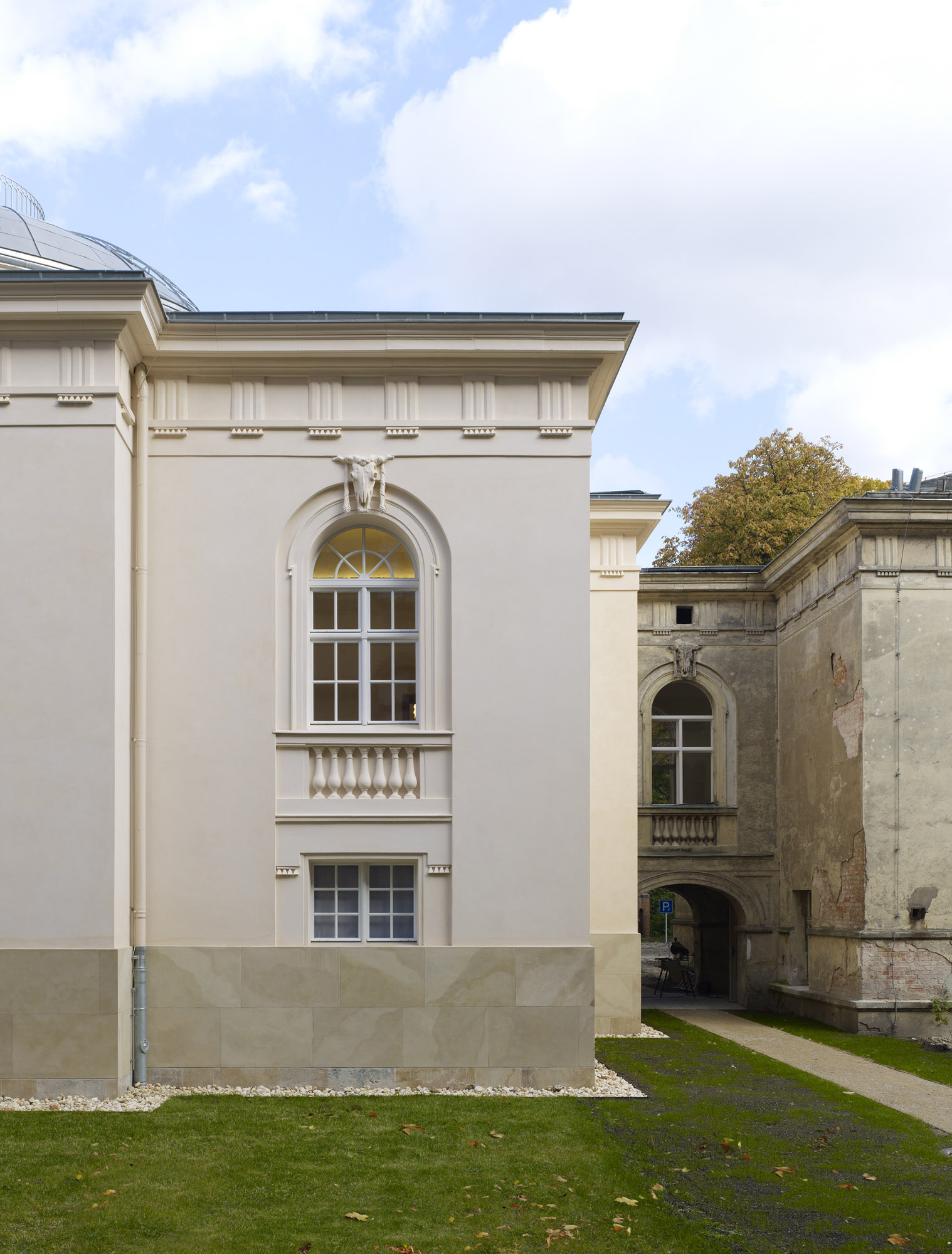 Fassadendetail - Anatomisches Theater der Humboldt-Universität in Berlin, Foto: Stefan Müller