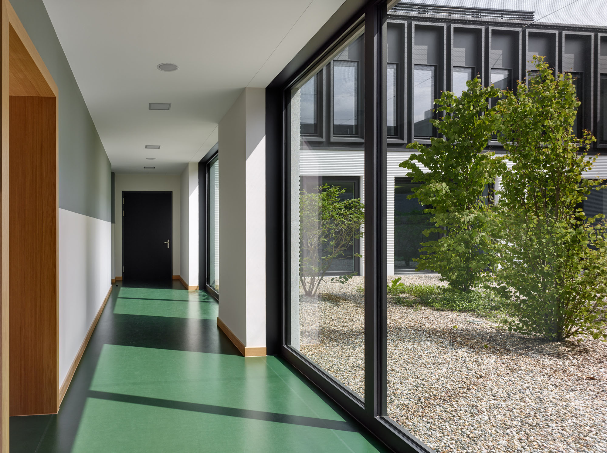 Oberlandesgericht Stuttgart, Gartenhof, Foto: Stefan Müller