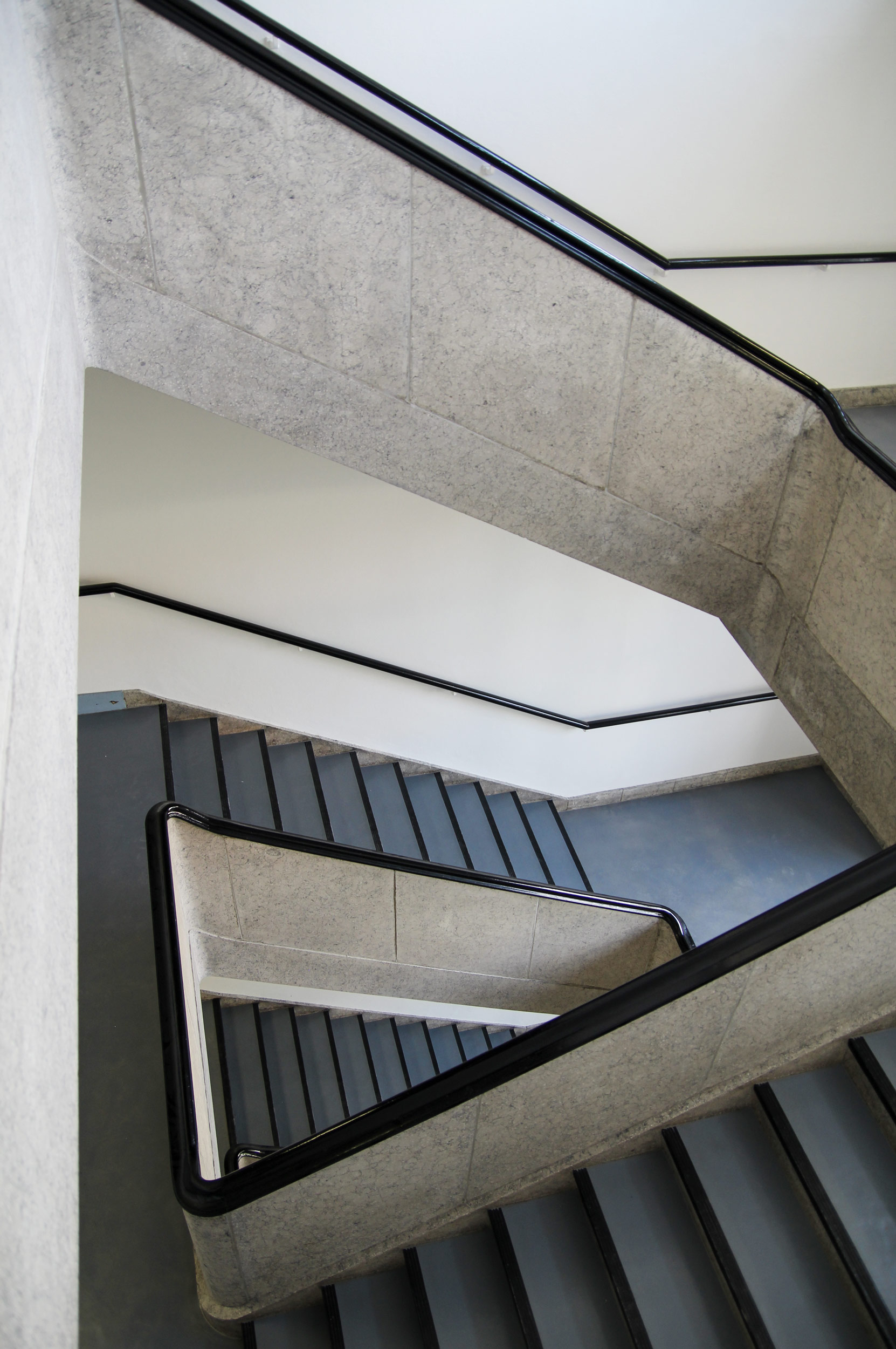 Sanierung des Berliner Dienstsitz der Bundesanstalt für Immobilienaufgaben - BImA - Treppenhaus  © MRA