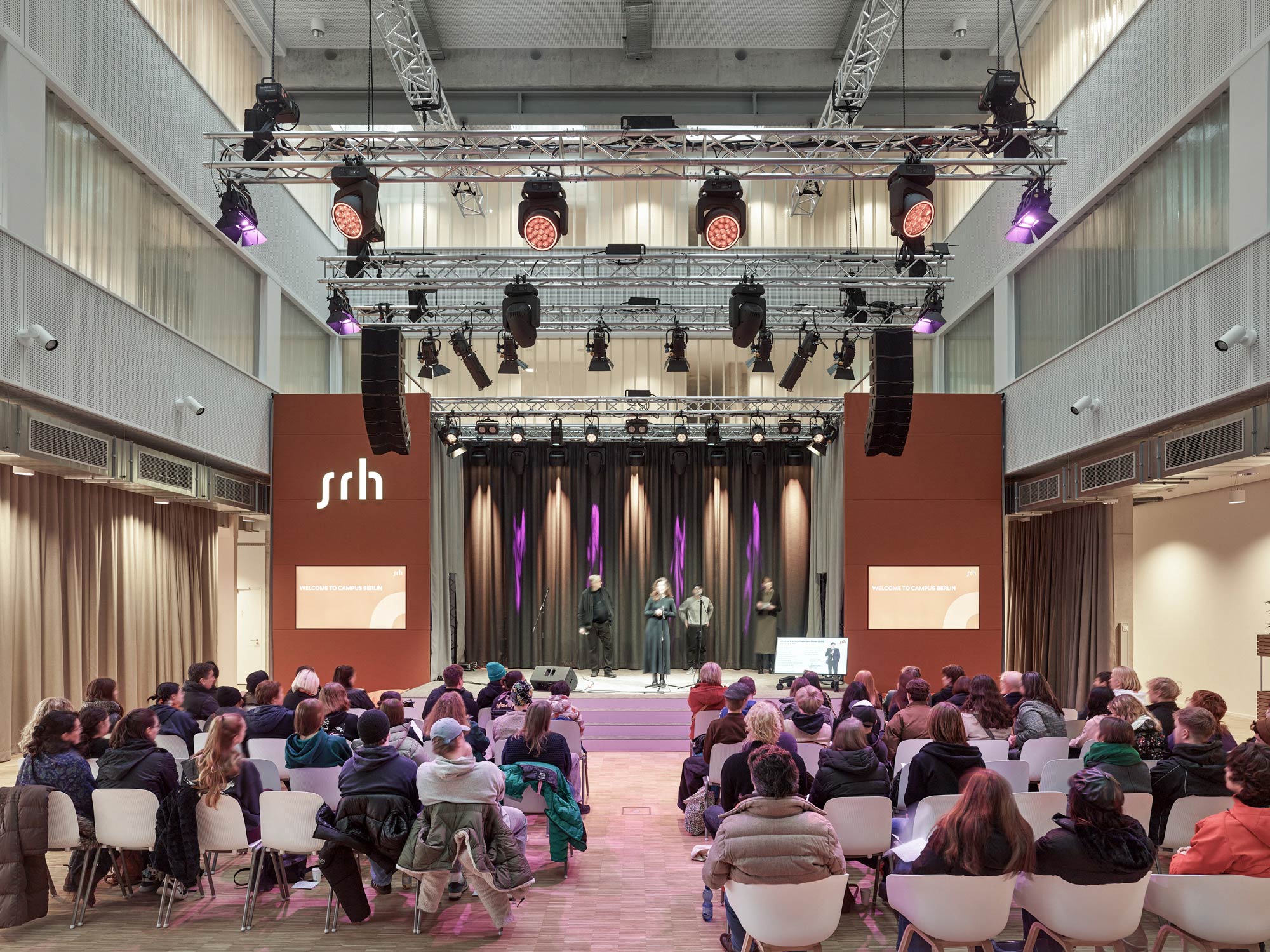 SHED - SRH University of Applied Science Berlin, Veranstaltungssaal, Foto: Stefan Mueller