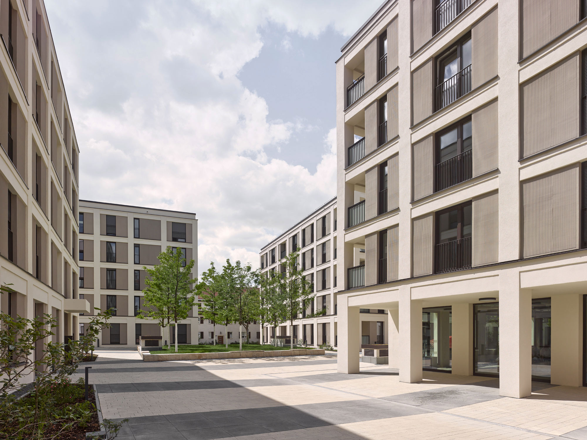 Wohn­quar­tier Sieboldstrasse in Erlangen - Innenhof - Foto: Stefan Müller