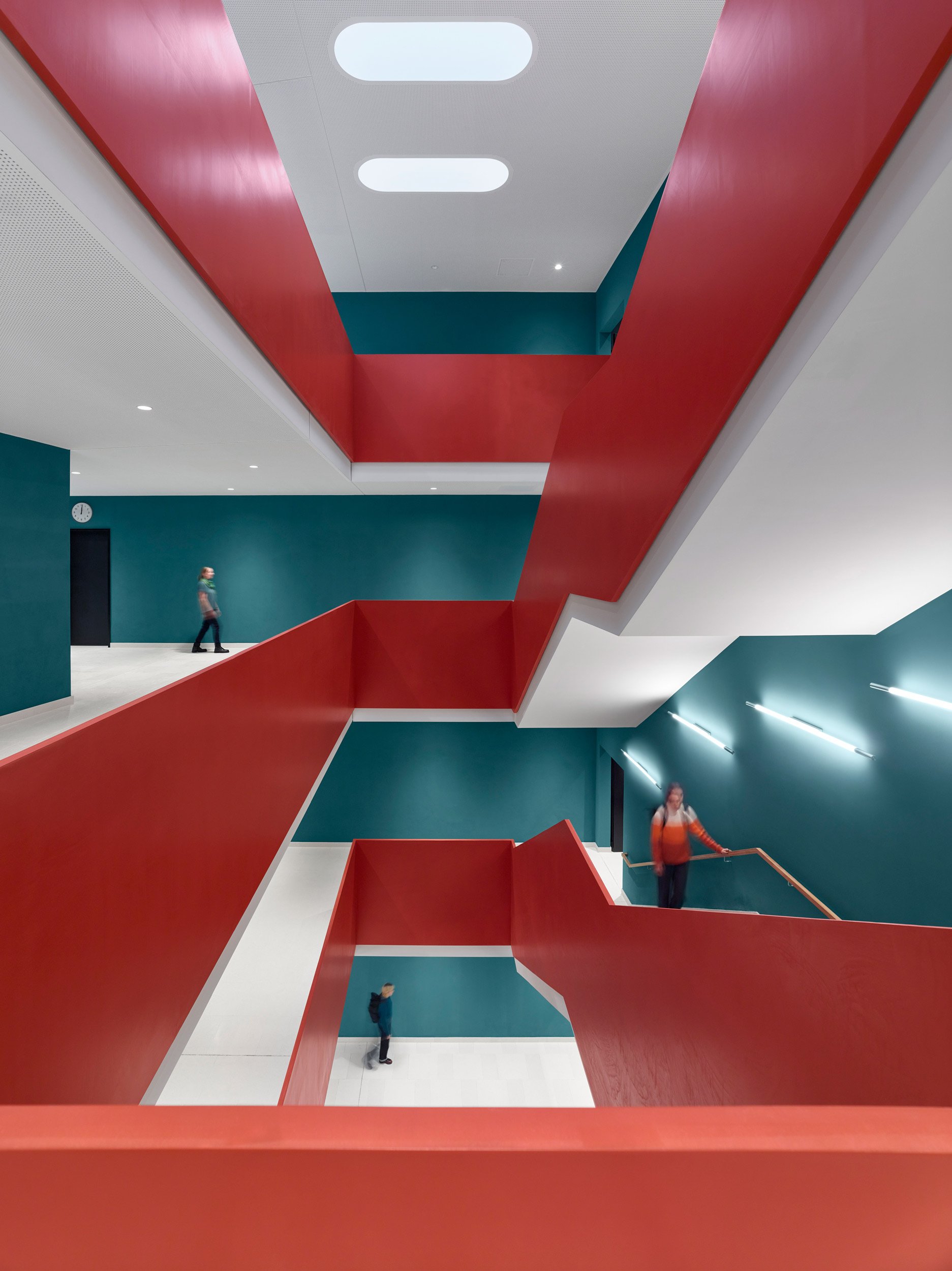 Berliner Hochschule für Technik, Laborgebäude WAL, Haupttreppe; Foto: Stefan Müller